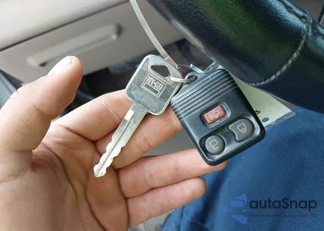 2006 Ford F-250 Lariat/Xl/Xlt from USA, damaged, VIN 1FTSW21Y06EC79422